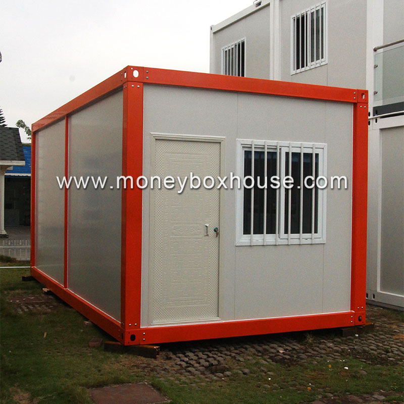Dismnatled container house