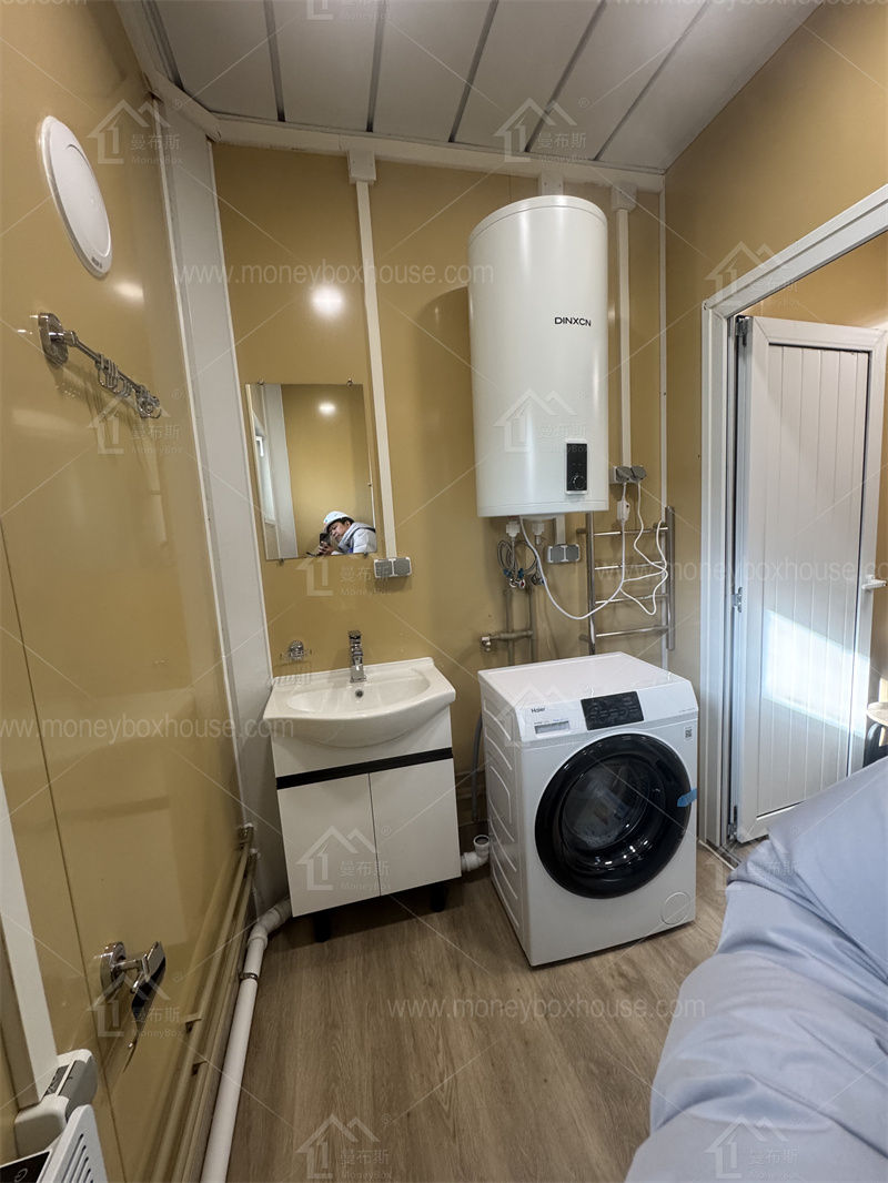 Student container accommodation