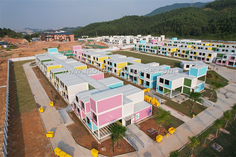 Construction site housing Construction site housing