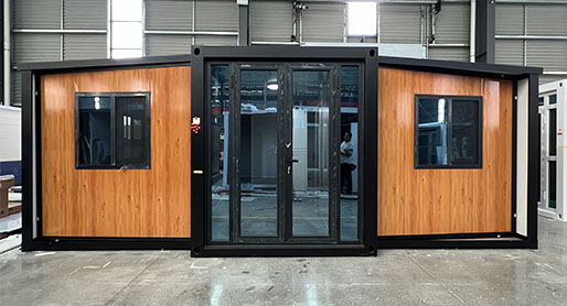 The 1-Hour Home: Why Expandable Houses are the Future of Tiny Living